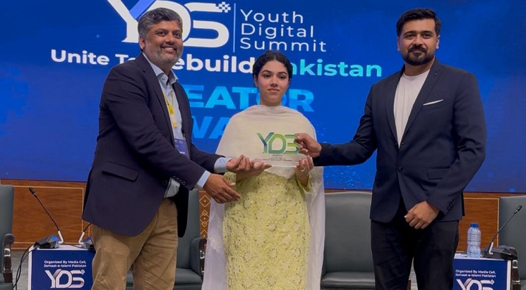 Arba Tanvir Wins Creators Award at Youth Digital Summit 2025